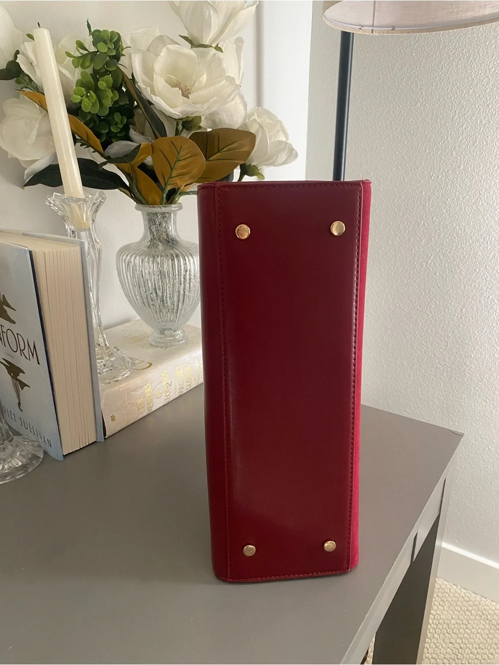 Elegant Burgundy Red Top-Handle Women's Bag w/gold accent/NWOT/NEVER USED